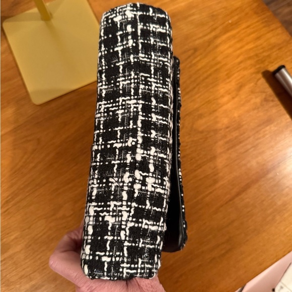 Badgley Mischka Bouclé Tweed Shoulder Bag - Picture 10 of 12